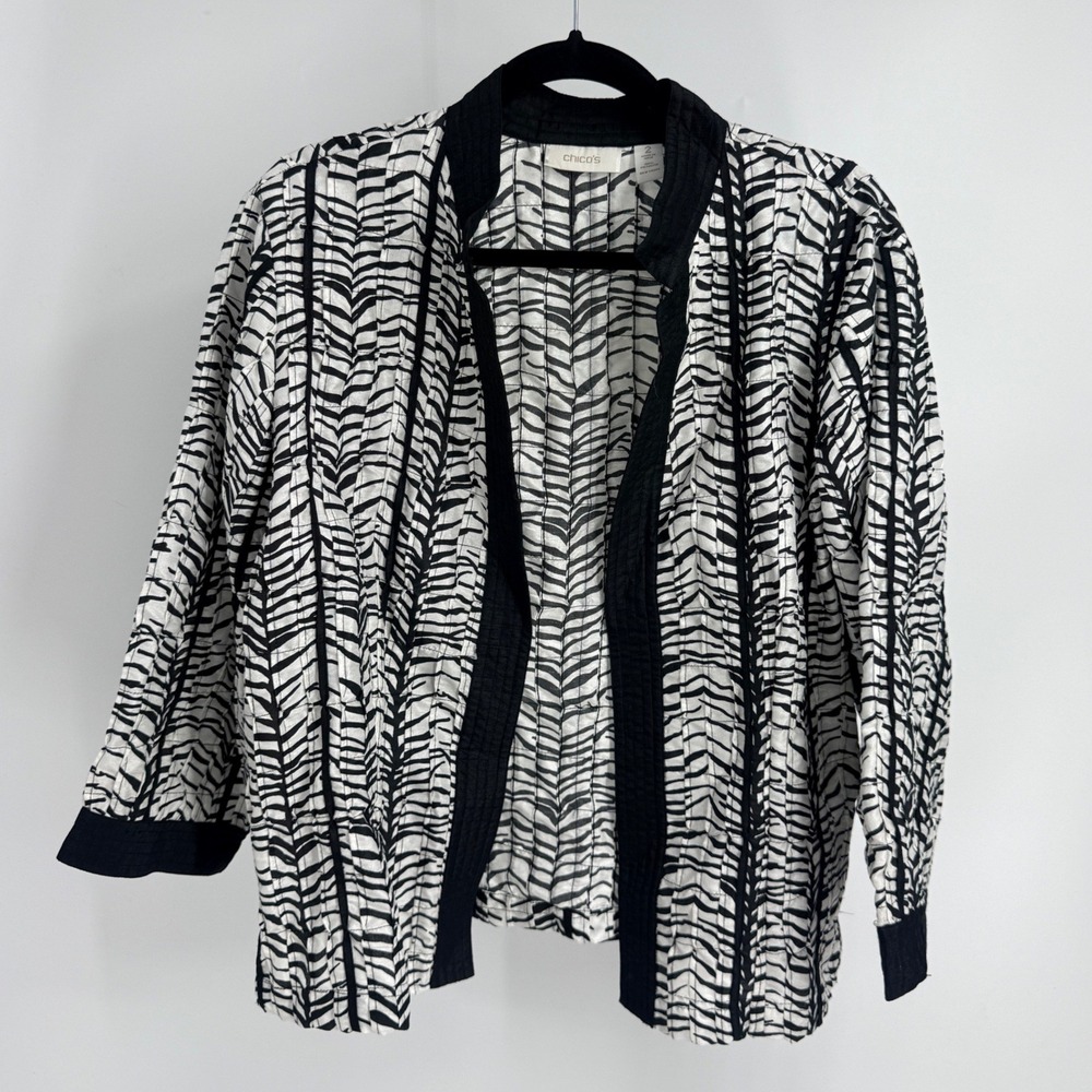 Chicos White Black Abstract Print Crinkle Topper Jacket 2 L 12 Zebra Casual Fun
